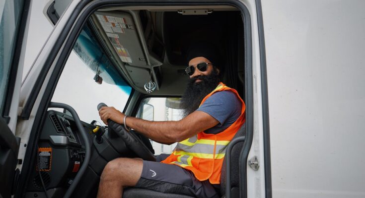 Truck Driver Jobs in Italy 2026 – License Requirements & Monthly Salary